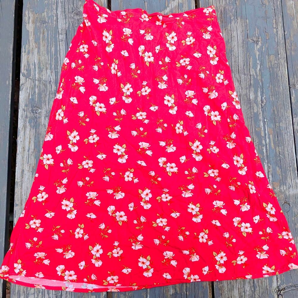 Old Navy Womens M Red Floral Midi Skirt Flowy Summer Cottagecore Boho